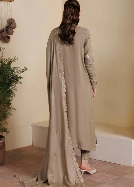 Exclusice by Daria Unstitched Embroidered Leather Peach 3 Piece Suit DN26UEL DA-195 - Winter Collection