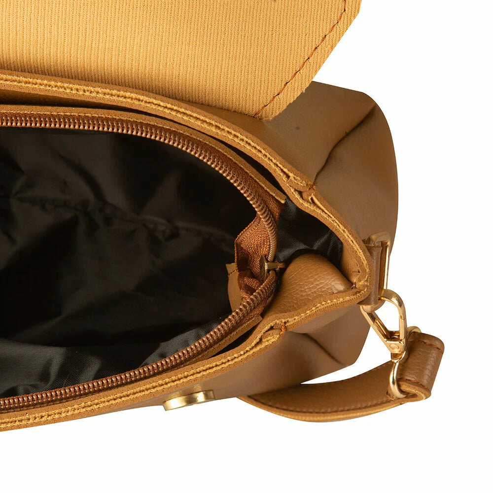 Vesper Brown