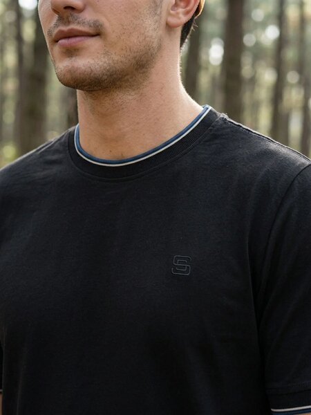 Black Basic T-Shirt (TEE-506)