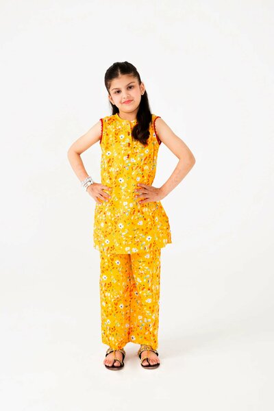 Girls Yellow Printed Cotton Kurta Set