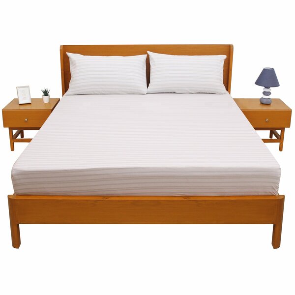 Linear Greens Double Bed Sheet 96″ × 102″ – Fresh Contemporary Line-Pattern Bedding