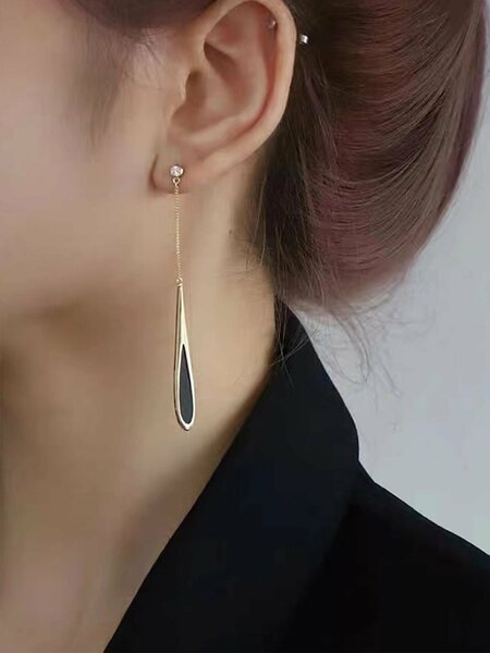 Shein - 1pair European And American Style Black Tassel Drop Earrings, Fashion Party Luxurious Accessory For Women's Temperament Jewelry