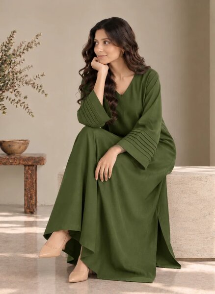 Olive Tuck - NV38D10