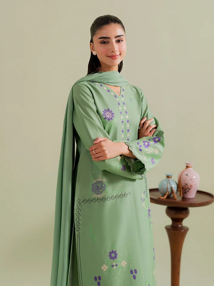 Pistachio-3Pc Embroidered Set
