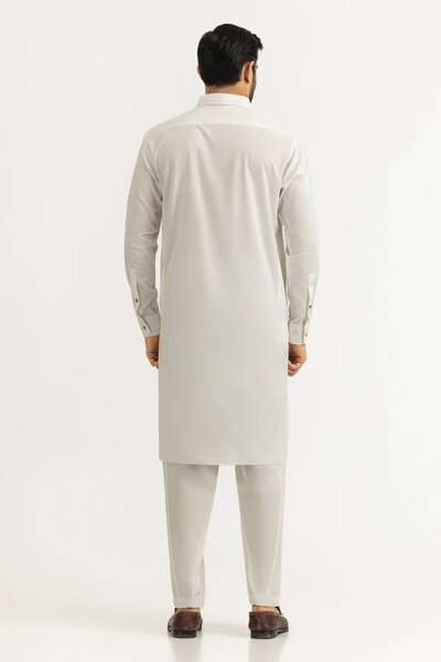 Regular Fit Styling Suits