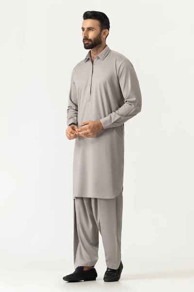 Regular Fit Styling Suits
