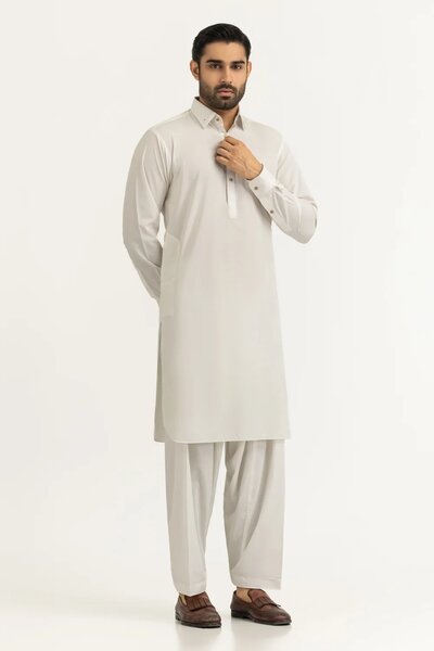 Regular Fit Styling Suits