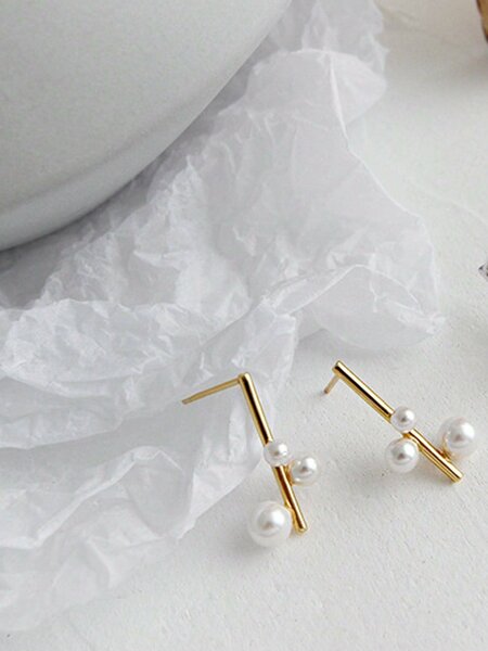 Shein - 1pc 925 Sterling Silver Geometric Shape Pearl Stud Earrings, Minimalist Style And Elegant. Perfect For Mother's Day Celebration