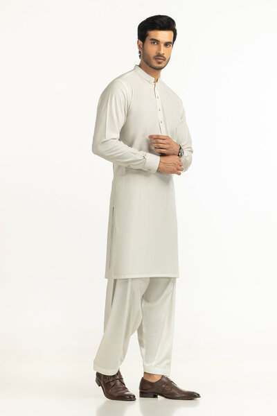 Regular Fit Styling Suits