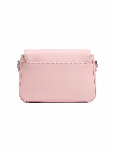Nyra Pink