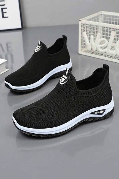 Men's Lightweight Slip On Sneakers