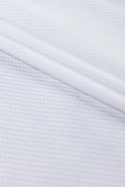 White Cube Dobby Table Cover