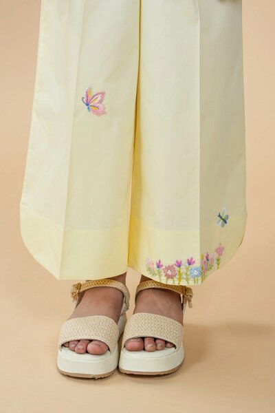 Buttercup | Pure cotton co-ord set with hand-embroidered floral motifs