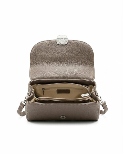 Celine Fawn