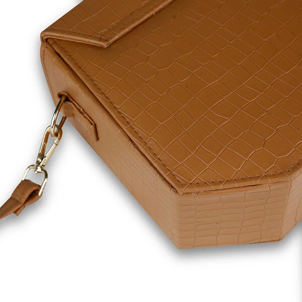 Hexa Brown