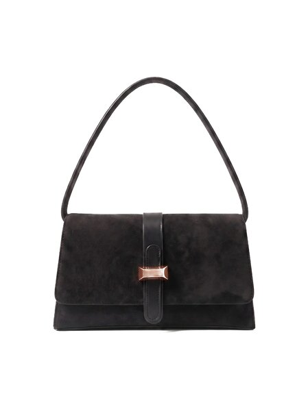Xyra Black