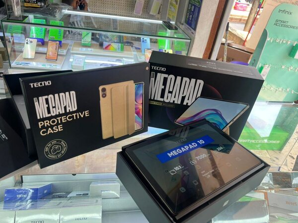 $tanzie'sPhones Shop