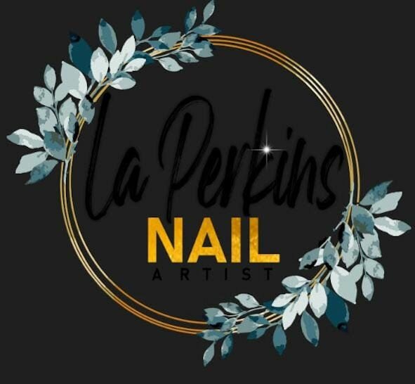 La Perkins Nails 