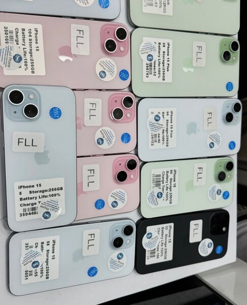 Youssouf Apple store 