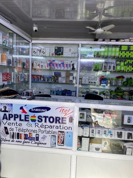 Véro Apple Store 