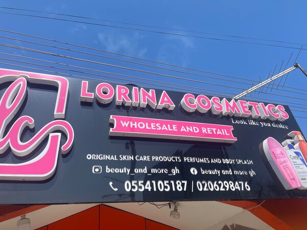  Lorina Cosmetics 