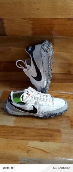 Justonenaya sneakers