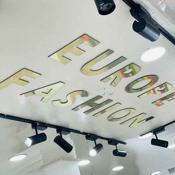 DJAKE WILLIAMS Marshall