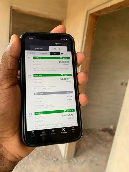 Robert Kwabena Larbi 