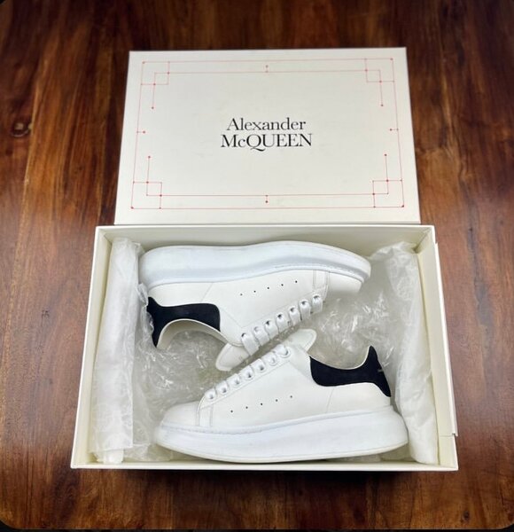 Женская обувь 