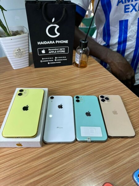 Treiika&Aïdara phone